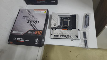 MSI B650M PROJECT ZERO AM5 DDR5 7600MHZ(OUTLET)